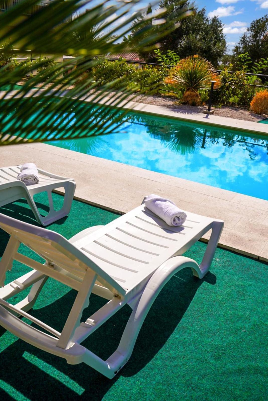 נובליה Kristal Paris Resort מראה חיצוני תמונה