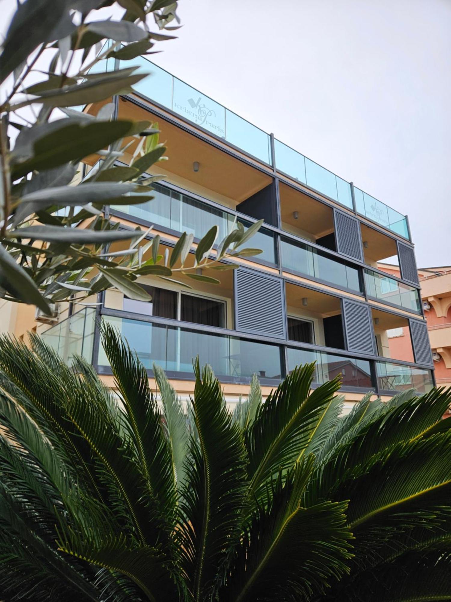 נובליה Kristal Paris Resort מראה חיצוני תמונה
