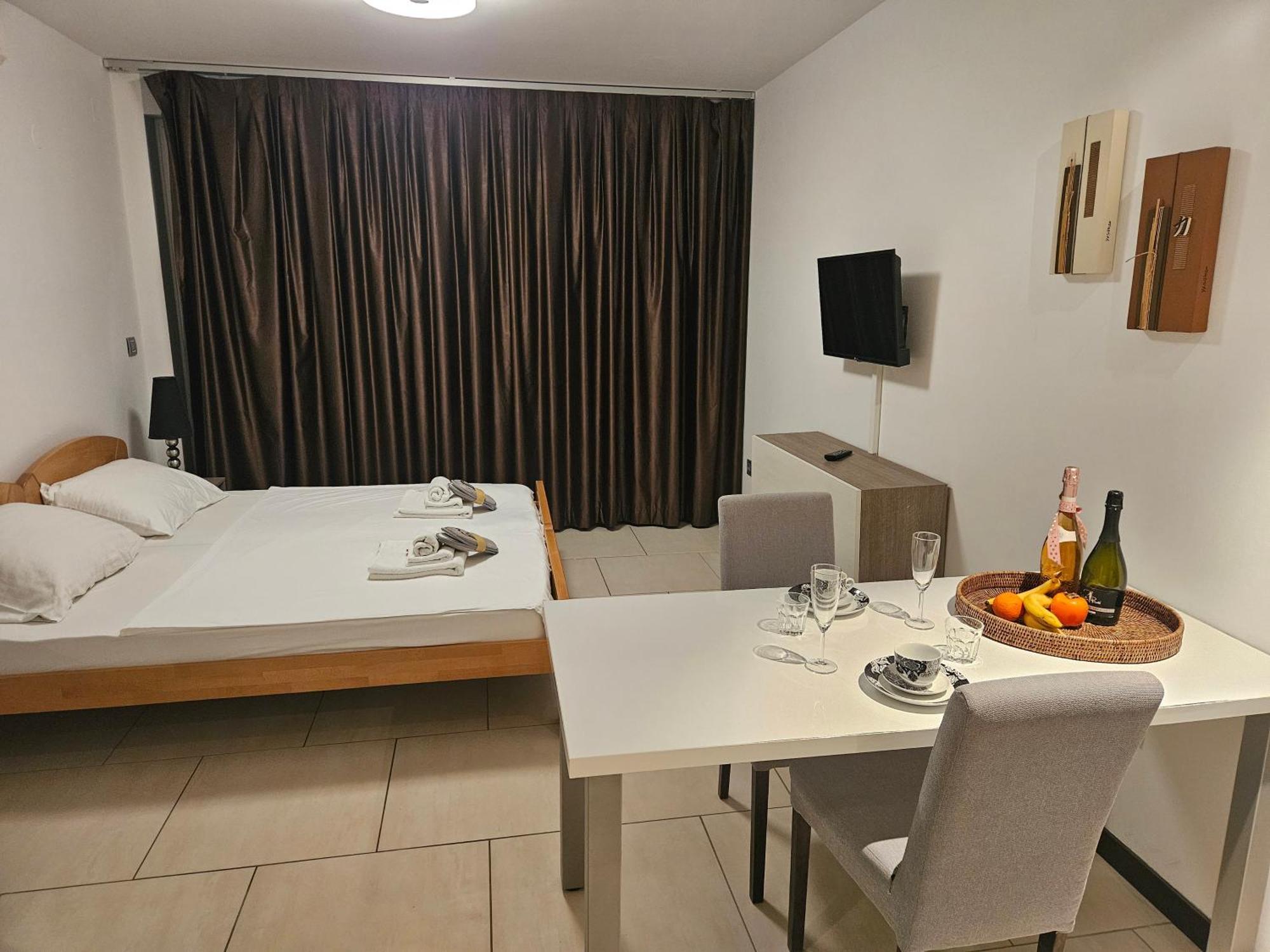 נובליה Kristal Paris Resort מראה חיצוני תמונה